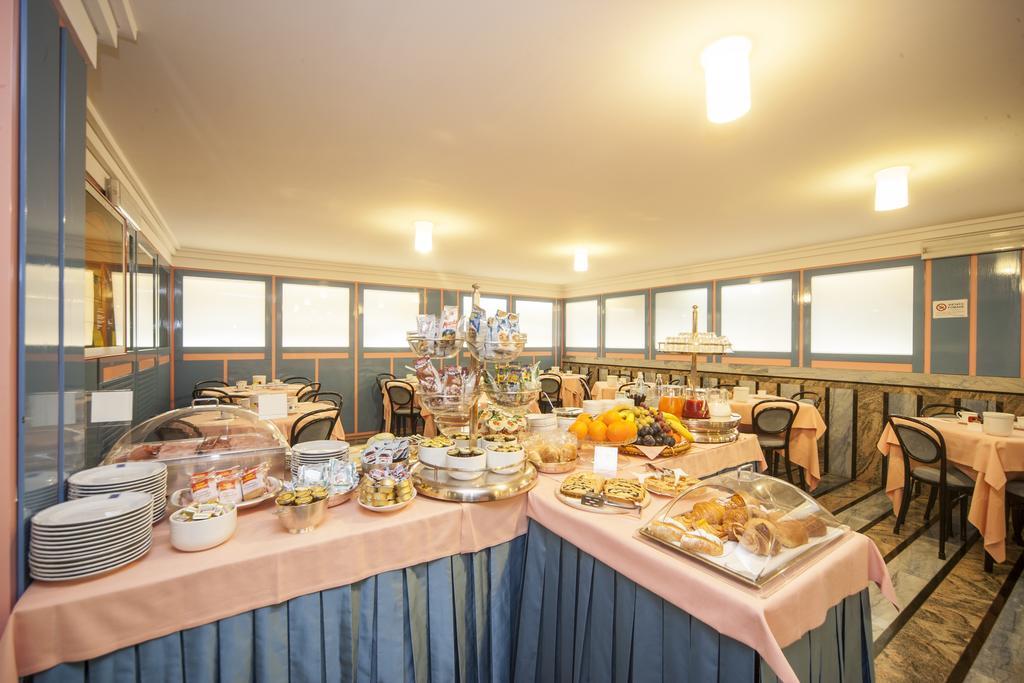 Hotel Bisanzio Ravenna Bagian luar foto